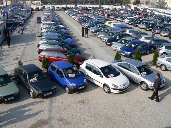 n luna septembrie 2025, înmatriculările de autoturisme noi în UE au crescut cu 10% faţă de septembrie 2024